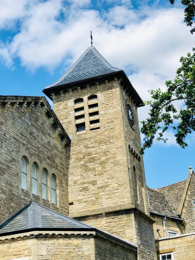 The Clock Tower Stow Apartment Exterior photo